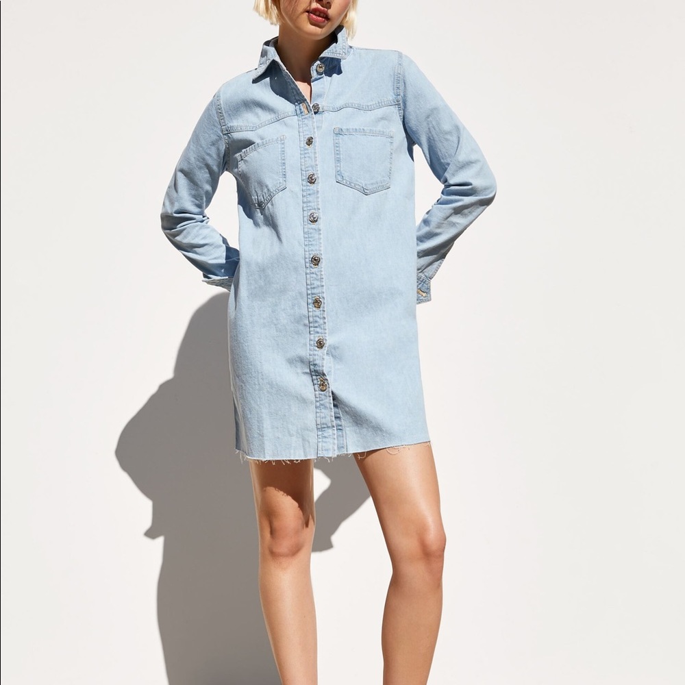 Zara light blue denim mini dress - Picture 2 of 4